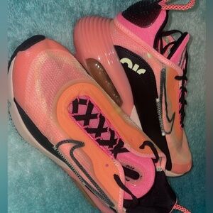 Wmns Air Max 2090 'Neon Highlighter'